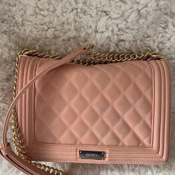 synthetic pink quilted shoulder/crossbody bag gold tone chain & accents - Picture 2 of 15